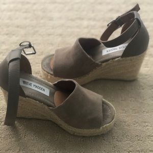 Steve Madden wedges